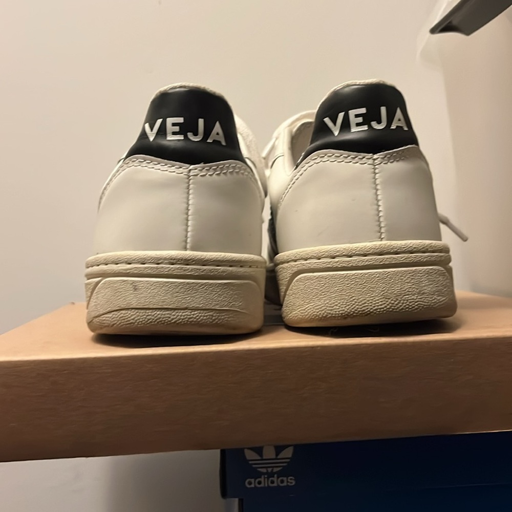 Veja us 7 - Picture 3 of 6